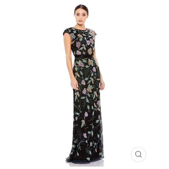 Mac Duggal FLORAL BEADED CAP SLEEVE EVENING GOWN size 6 Sold out NEW $598 - Picture 1 of 17